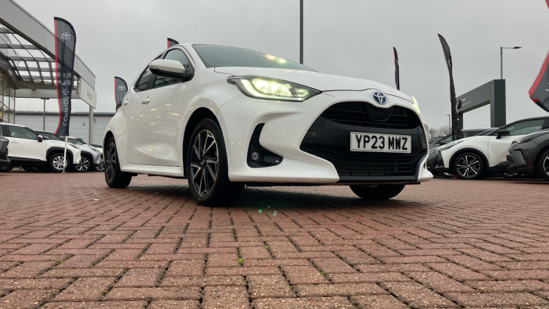 Toyota Yaris 1.5 Hybrid Design 5dr CVT Hybrid Hatchback